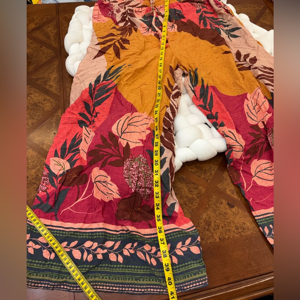 Easel Los Angeles Pink Floral Pants - Picture 7 of 7